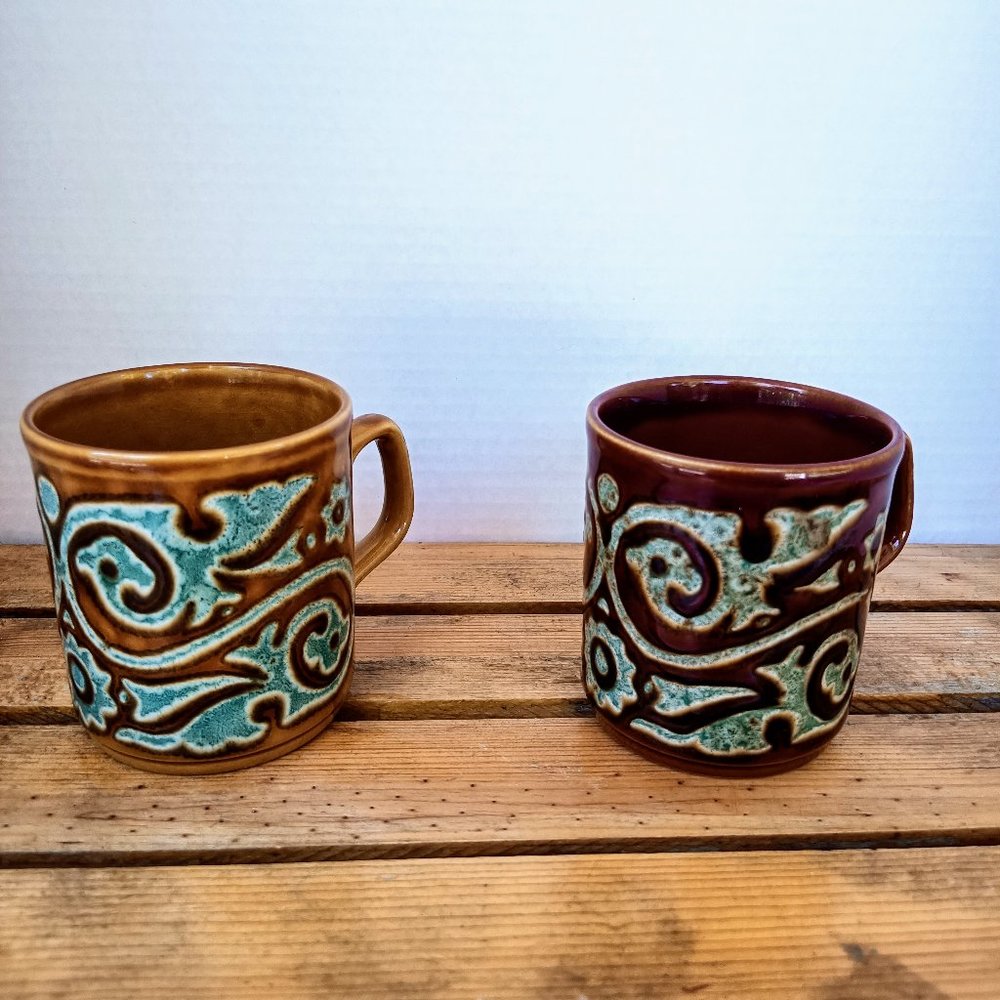 Vintage C & E Studio Pottery Mugs (Set of 2) - Picture 1 of 3